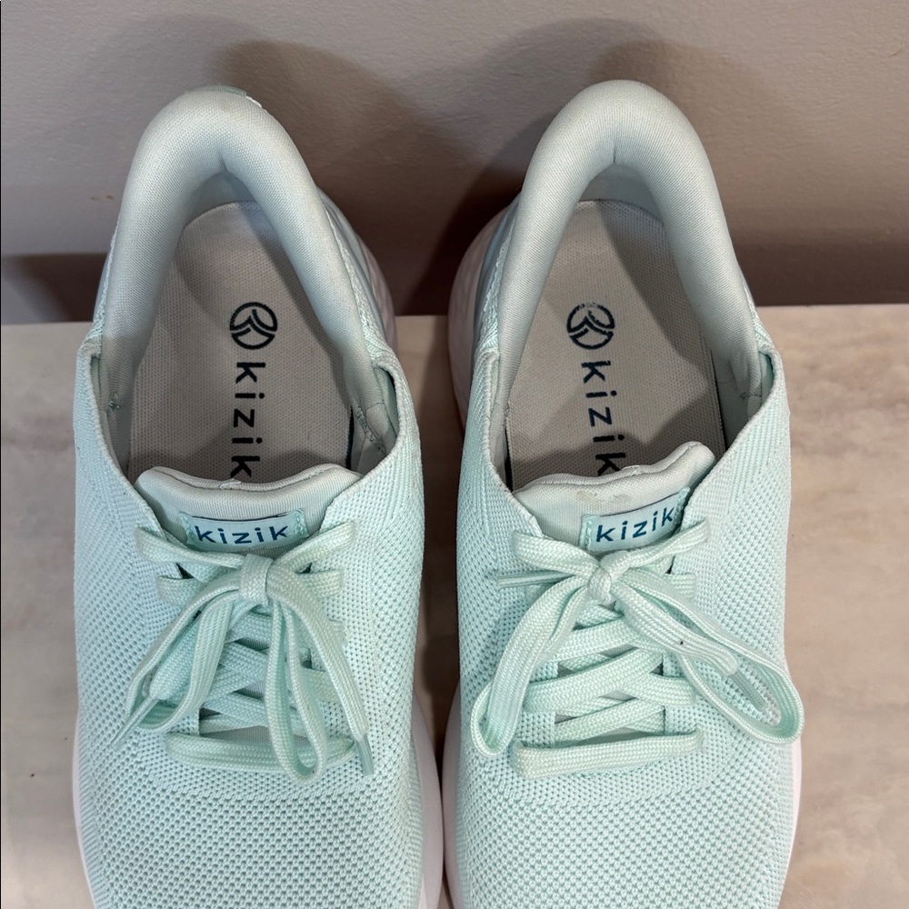 Kizik Athens Handsfree Slip On Women's Athletic  Mint Sneakers Size 8 Wide - Picture 8 of 12